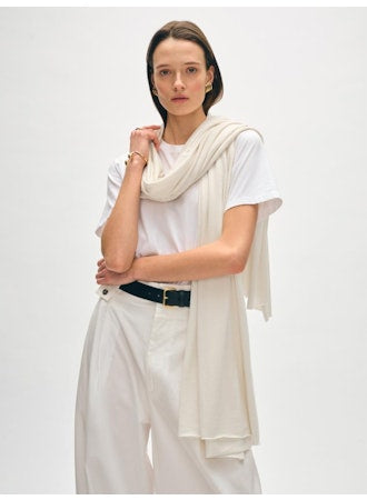 White + Warren Silk Cashmere Travel Wrap - Chalk