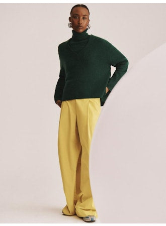 White + Warren Cashmere Side Slit V-Neck - Emerald