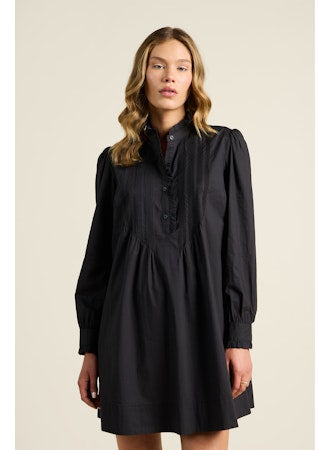 Trovata Birds of Paradis Eve Shift Dress
