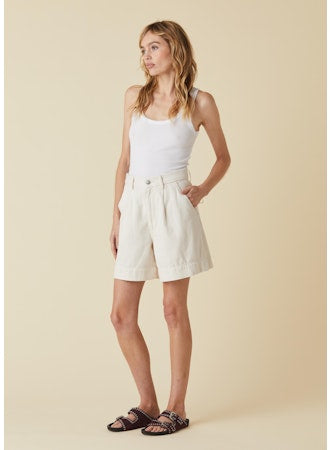 Le Jean Pleated Trouser Short