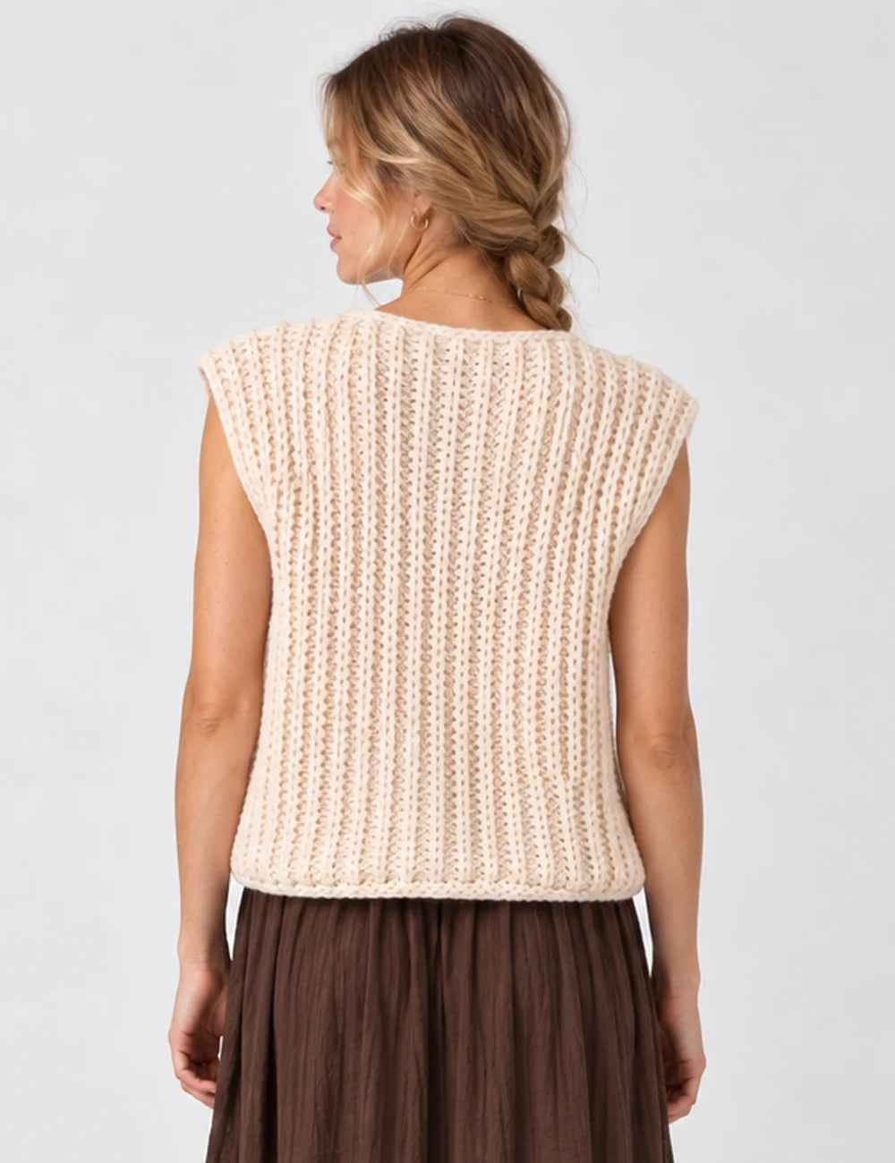 Ladies Solid Color Sleeveless Crew Neck Sweater Vest