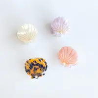 Adorro Assorted Pearl Seashell Claw Clip